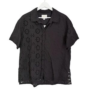 NWT American Eagle Embroidered Eyelet Button Front Resort Shirt Black‎ Medium